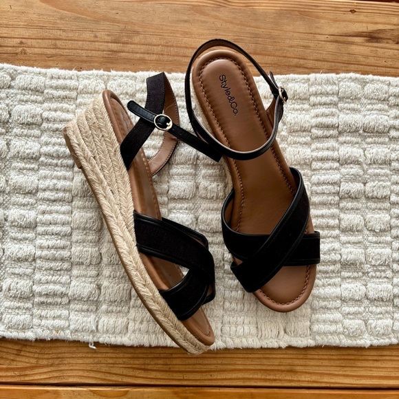 Style & Co wedges Size 10 NWOT - Picture 2 of 9